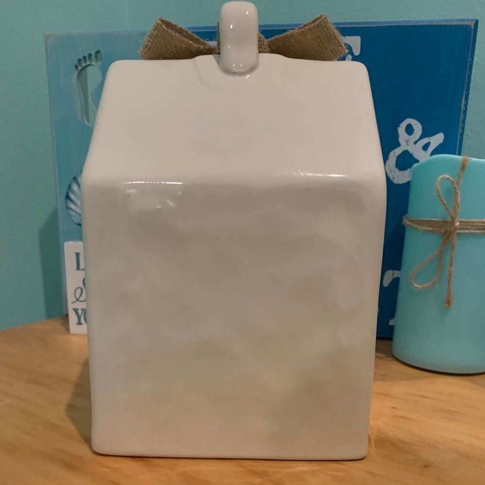 Rae Dunn HOME Birdhouse - Picture 6 of 8